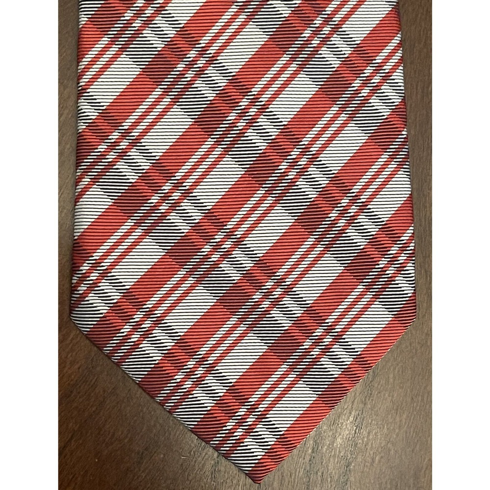 Versa Red Gray Hand Made Men’s Neck Tie Made In China